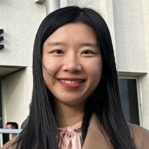 Dr. Luna Zhang